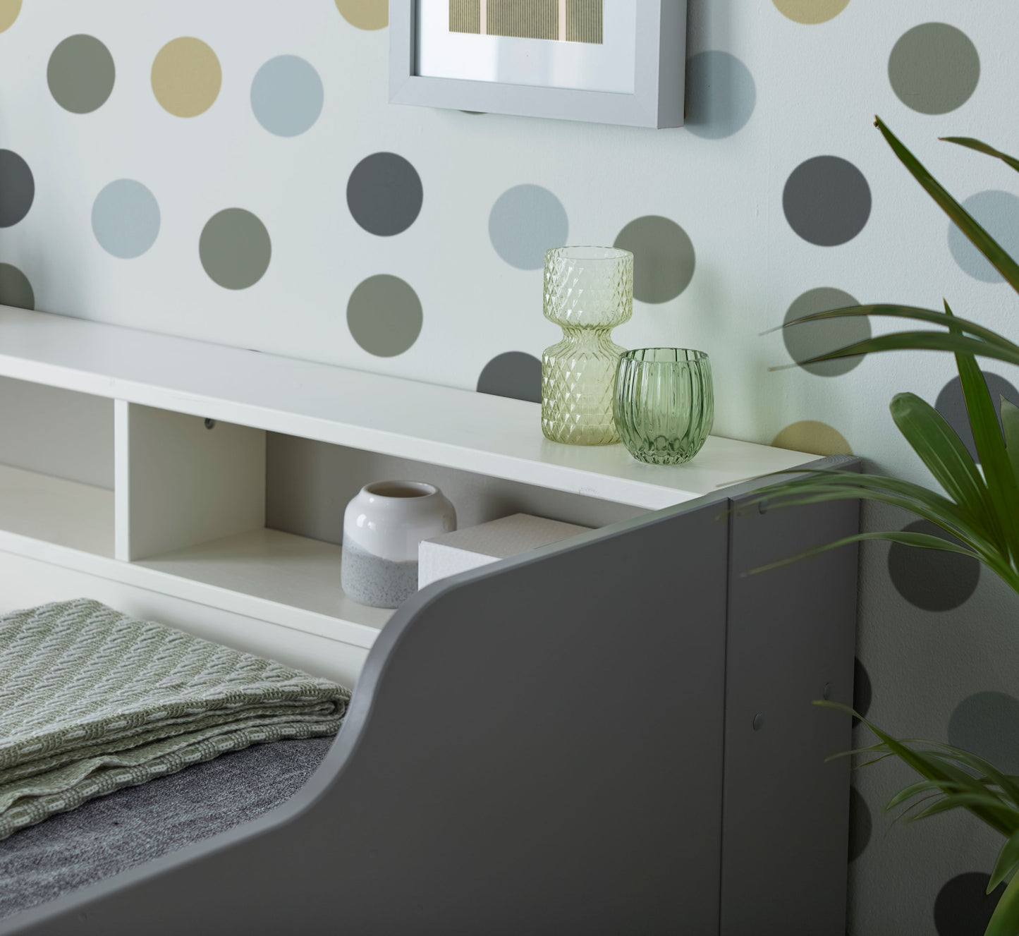Tyler Guest Bed – White Solid Pine Frame with Shelves and Optional Trundle