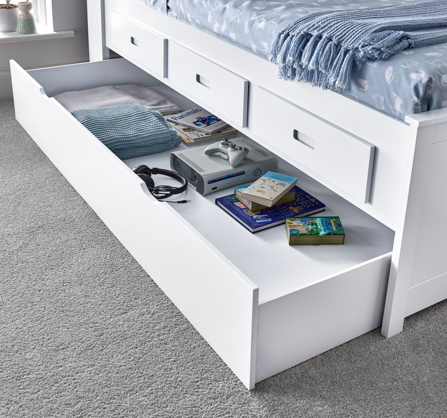 Veera Guest Bed – Single Frame with Trundle, Drawers, Shelved Headboard (white or grey)