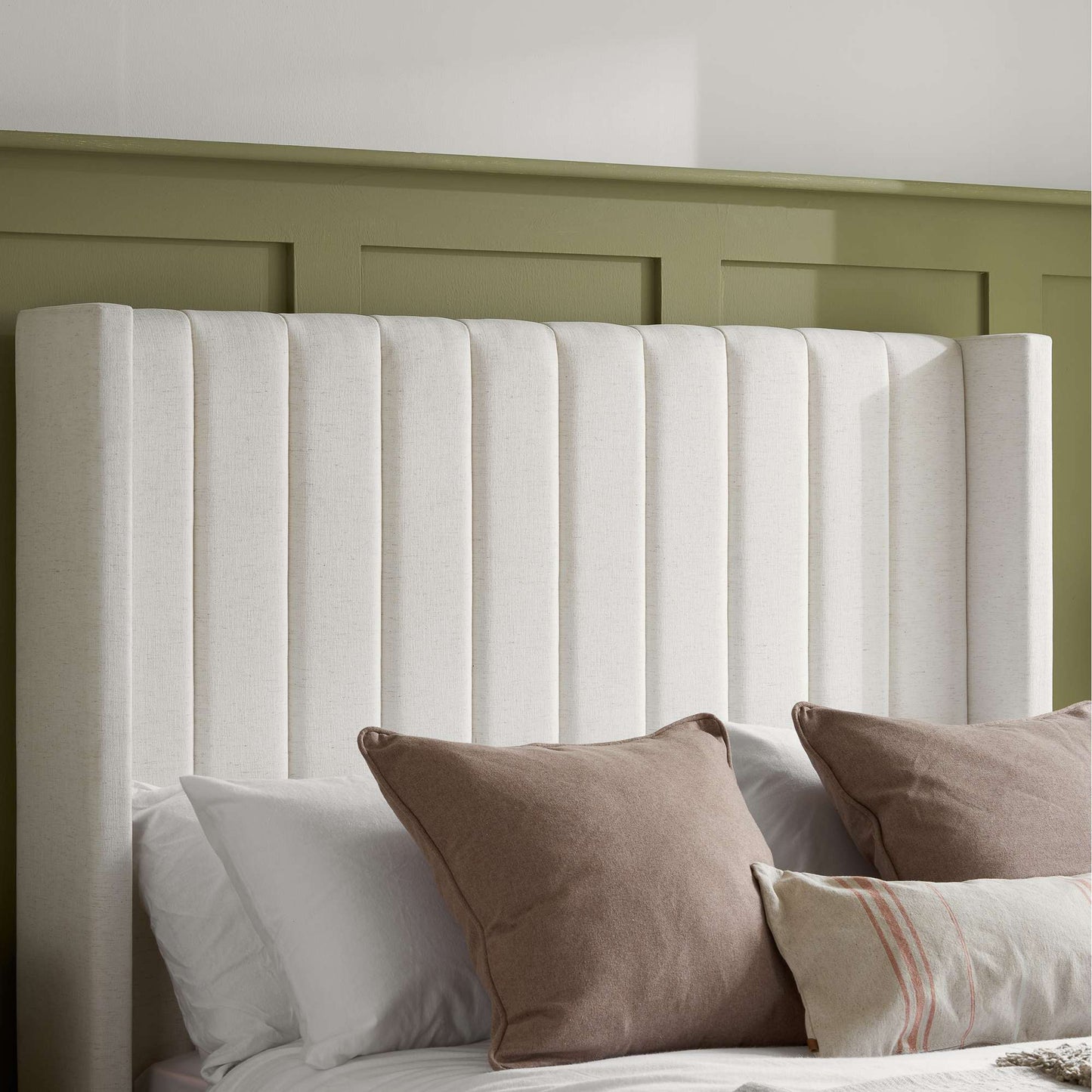 Maisey Ottoman Bed – Elegant Upholstery with Smart Storage