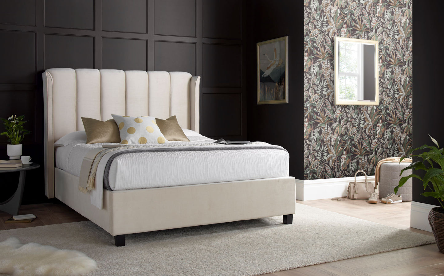 Aurora Velvet Ottoman Bed – Art Deco Winged Headboard with Foot-End Storage